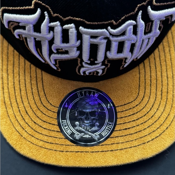 Hyraw SnapBack - Picture 4 of 4